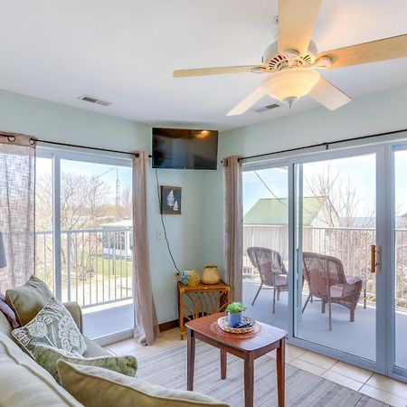 Waterfront Bass Island Retreat With Balcony And Tv Apartment Put-in-Bay Luaran gambar