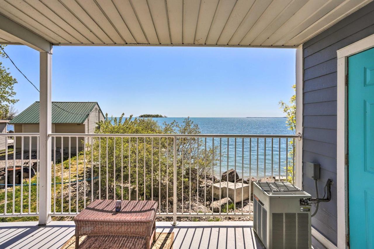 Waterfront Bass Island Retreat With Balcony And Tv Apartment Put-in-Bay Luaran gambar